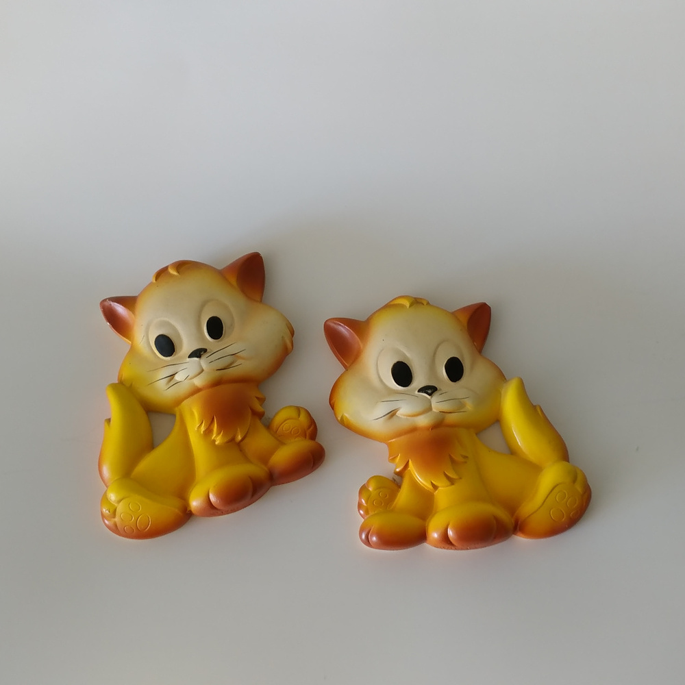 Vintage Miller Studio Yellow Chalkware Cats 1981